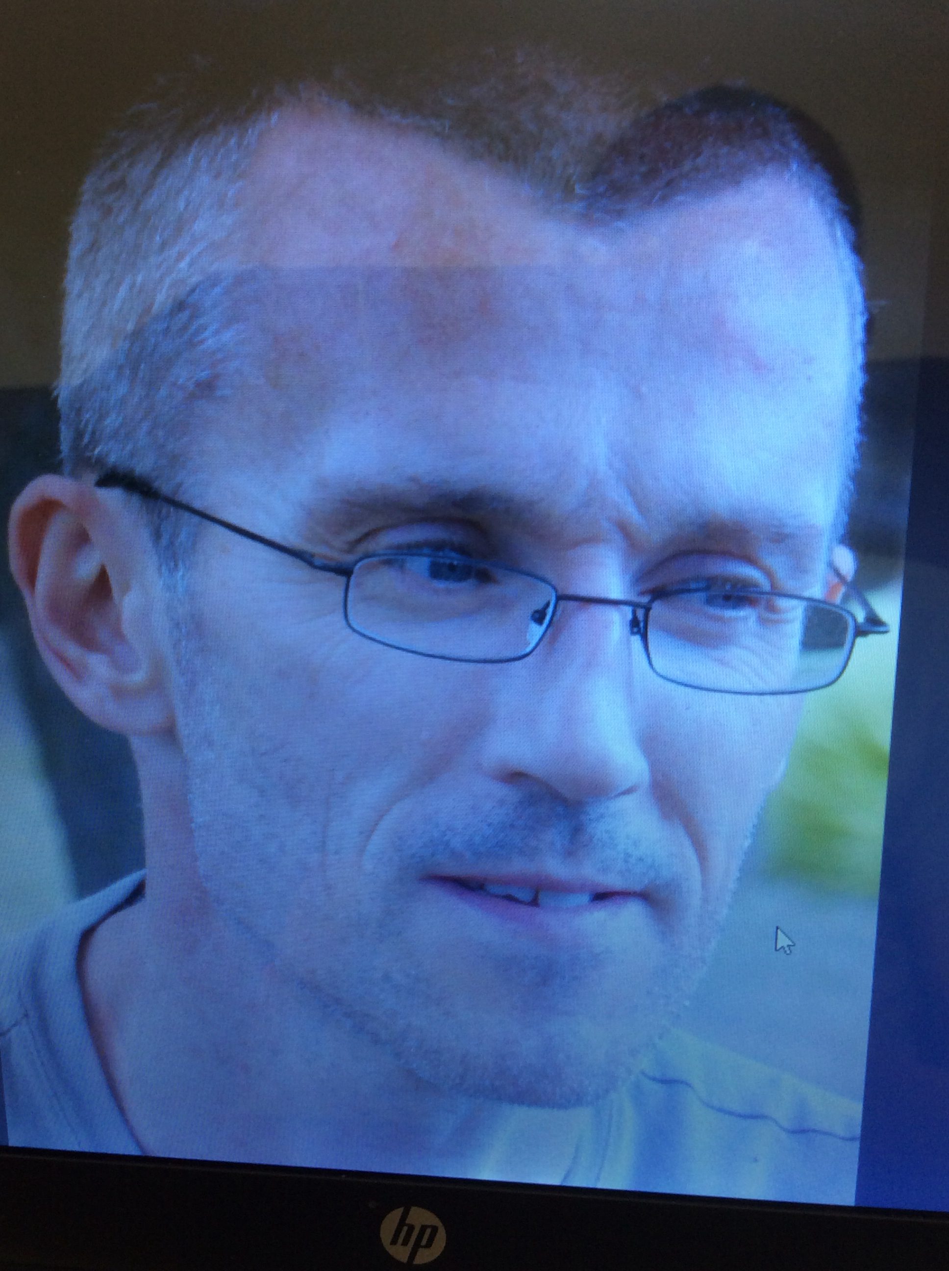 Malcolm Parsley Artist on PortraitMode Share Your Street Photography